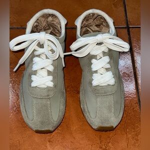 Zara Gray and White Sneakers with Padded Collar